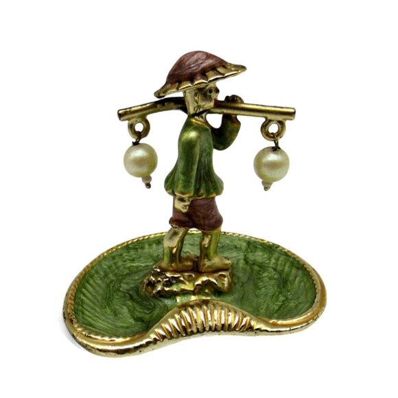 ENAMEL And Metal FIGURINE Of A Water Carrier With Faux Pearl Buckets Vintage 3" - Picture 1 of 7